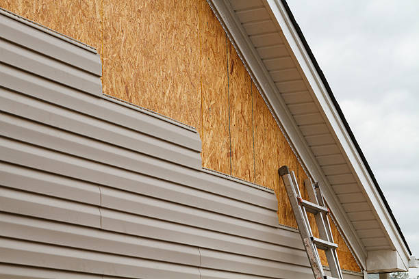 24/7 Emergency Siding Replacement experts in East Rochester, OH